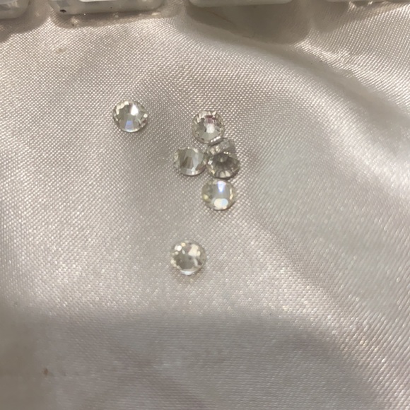 Nail diamonds - Picture 2 of 3